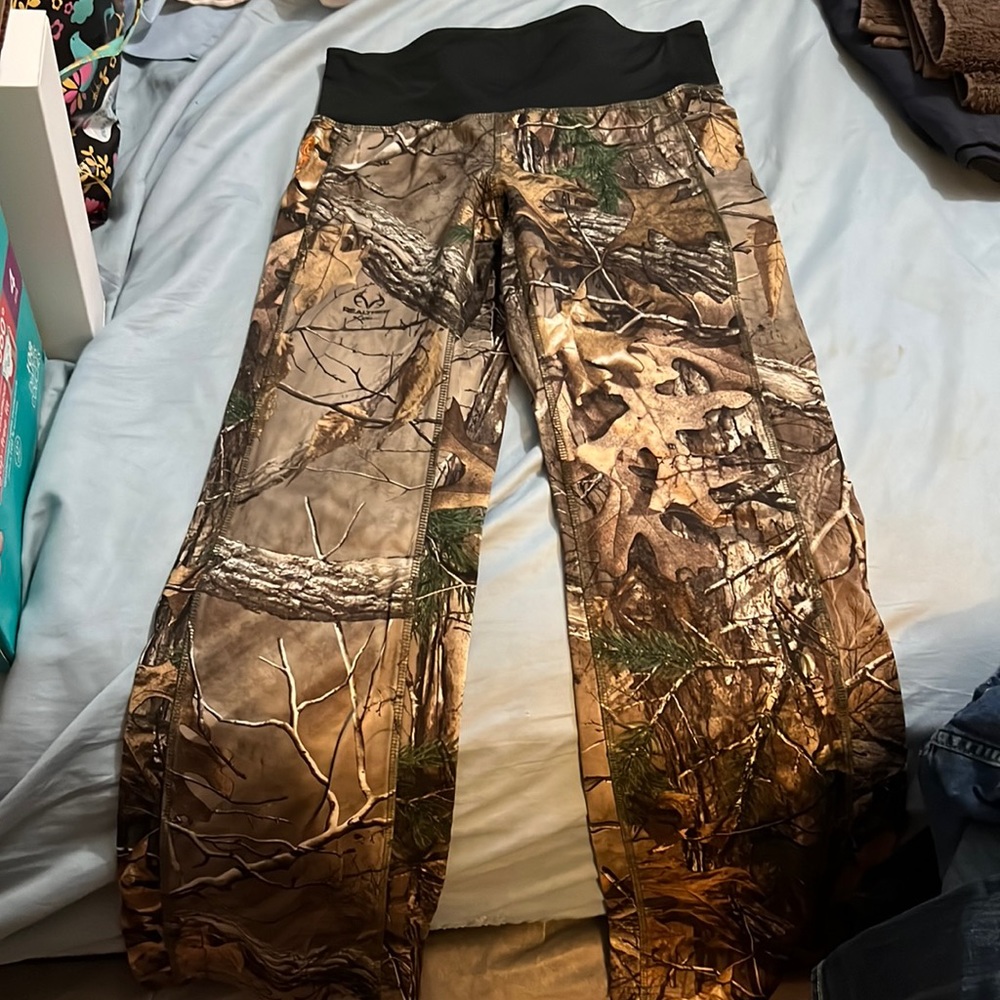 She camo/black yoga s